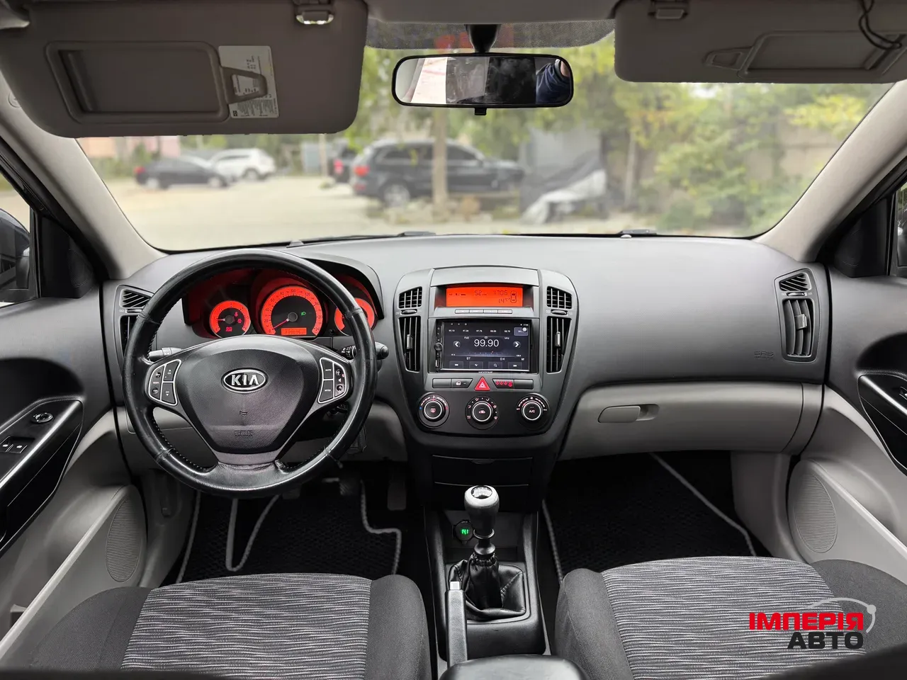 Kia Ceed - фото 18