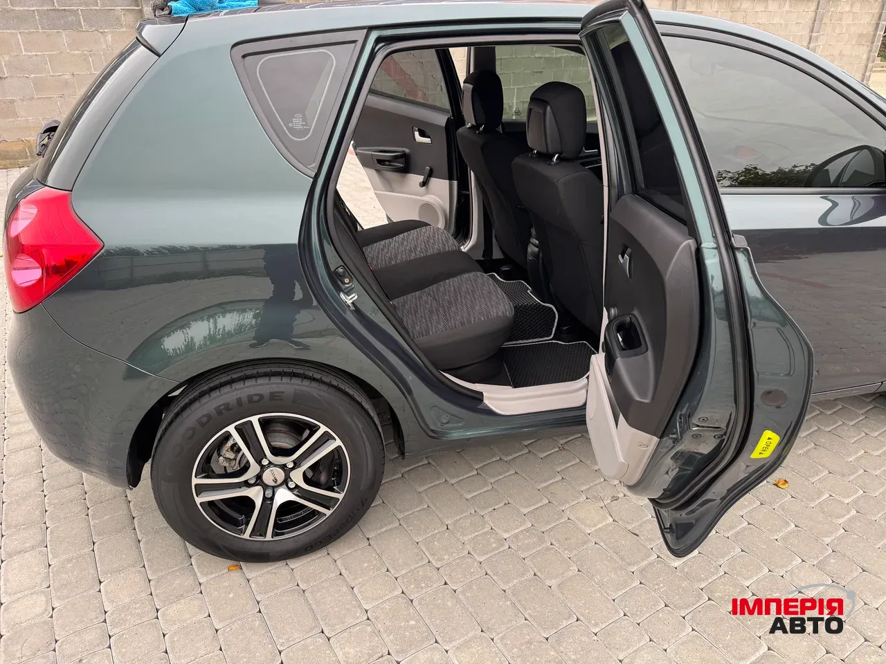 Kia Ceed - фото 30