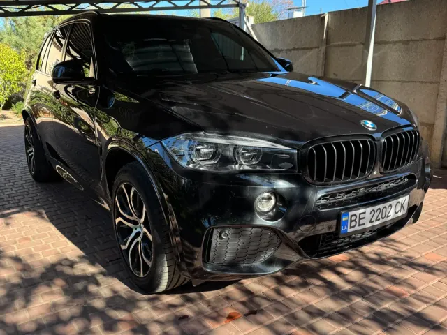 BMW X5 - фото 4