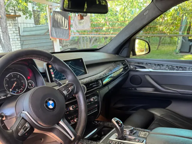 BMW X5 - фото 3
