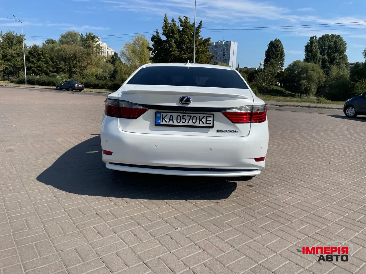 Lexus ES - фото 5