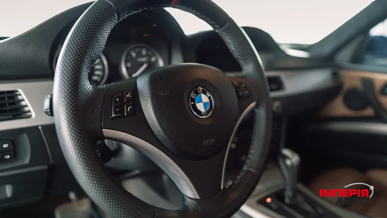 BMW 3 серії - фото 15