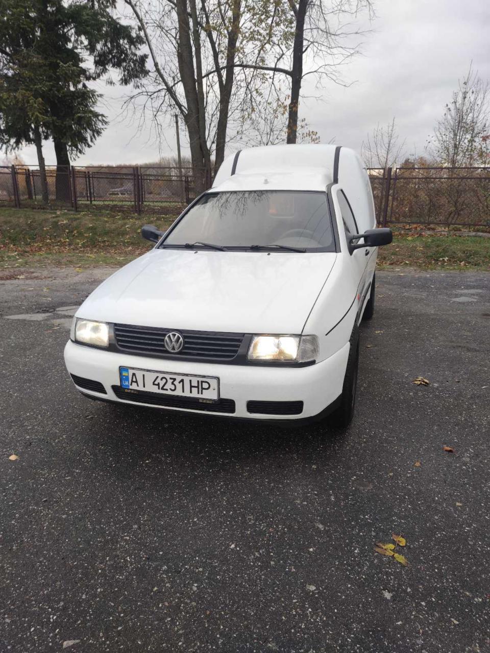 Volkswagen Caddy - фото 9