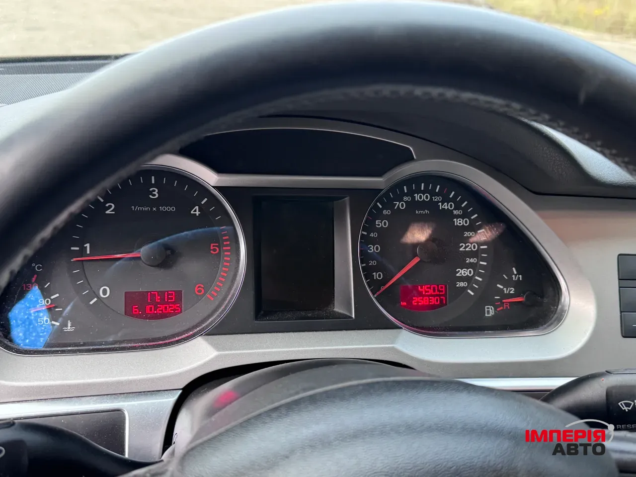 Audi A6 - фото 15