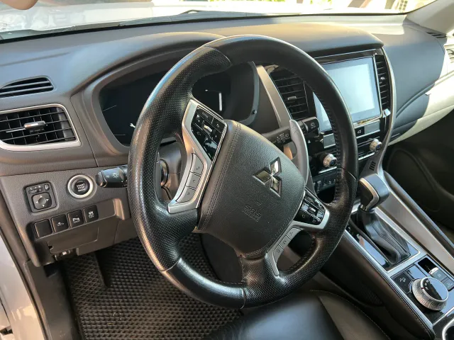Mitsubishi Pajero Sport - фото 4