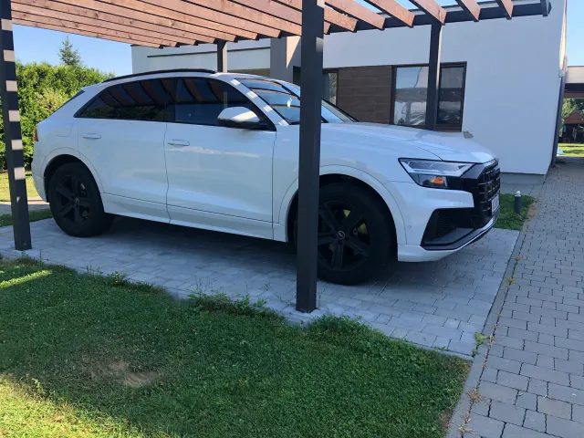 Audi Q8 - фото 2