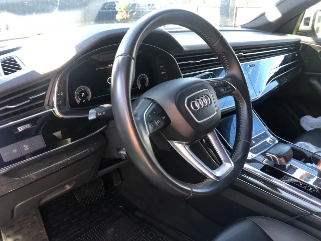 Audi Q8 - фото 3
