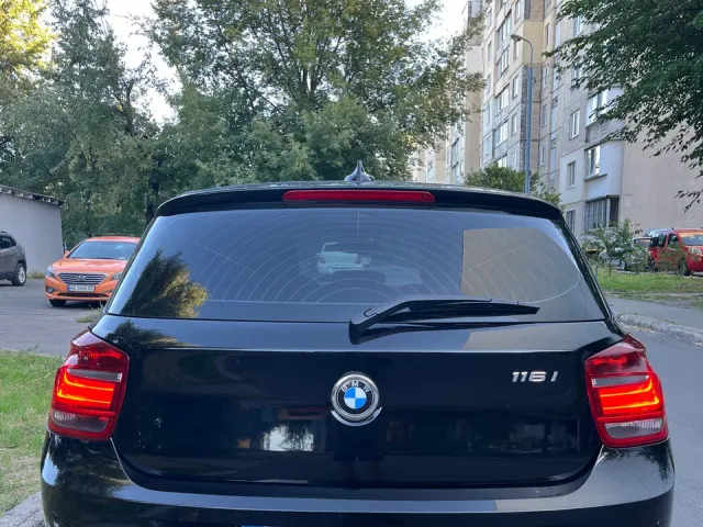 BMW 1 серії - фото 3