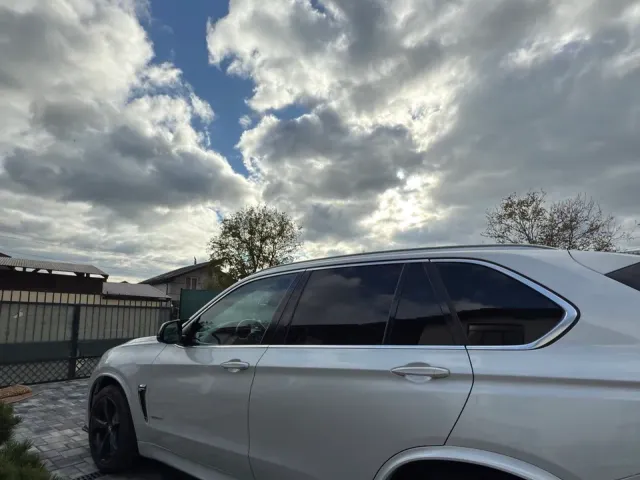 BMW X5 - фото 4