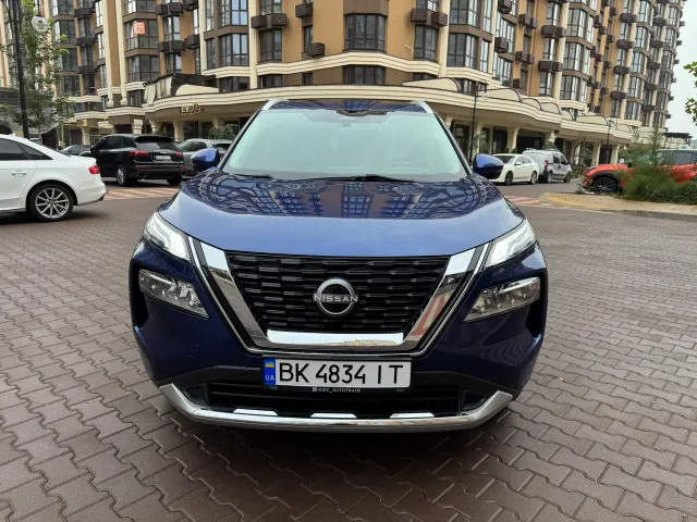 Nissan Rogue - фото 2