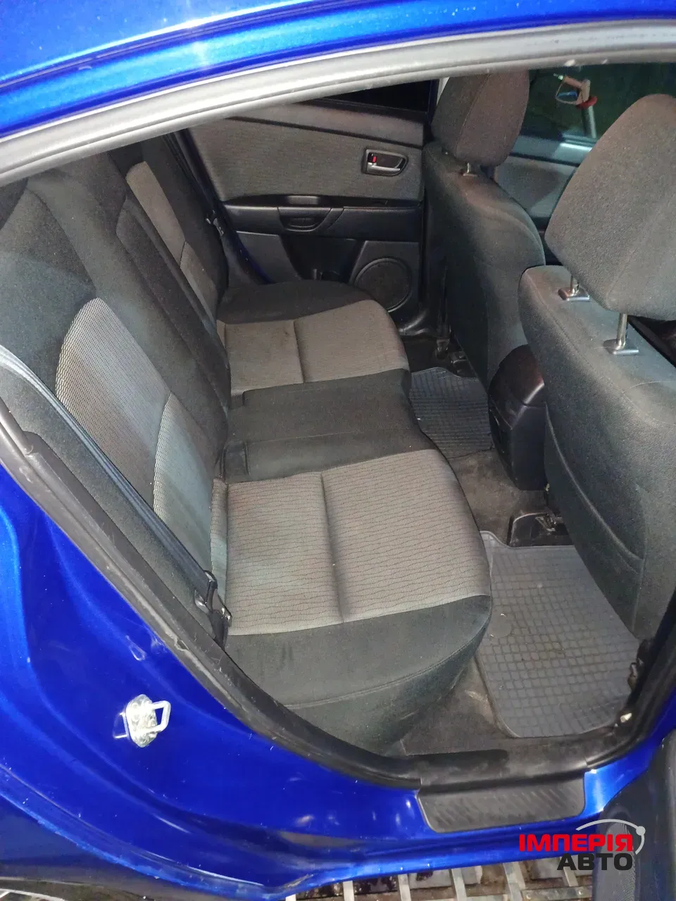 Mazda 3 - фото 17