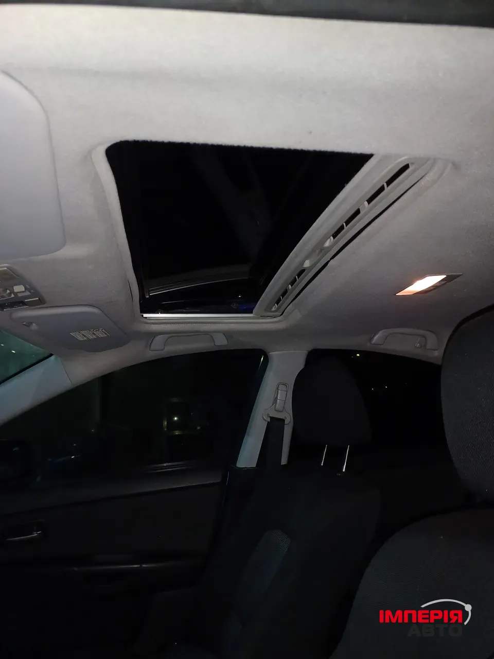 Mazda 3 - фото 14