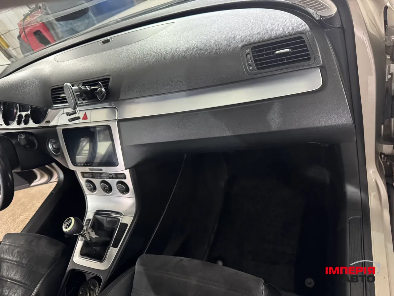 Volkswagen Passat - фото 1