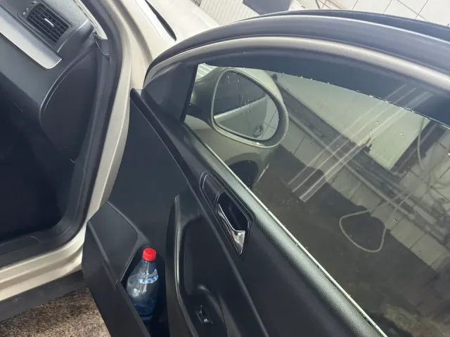 Volkswagen Passat - фото 2