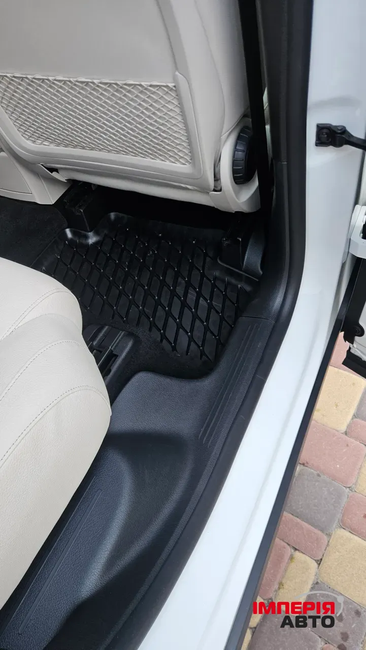 Mercedes-Benz GLB - фото 25