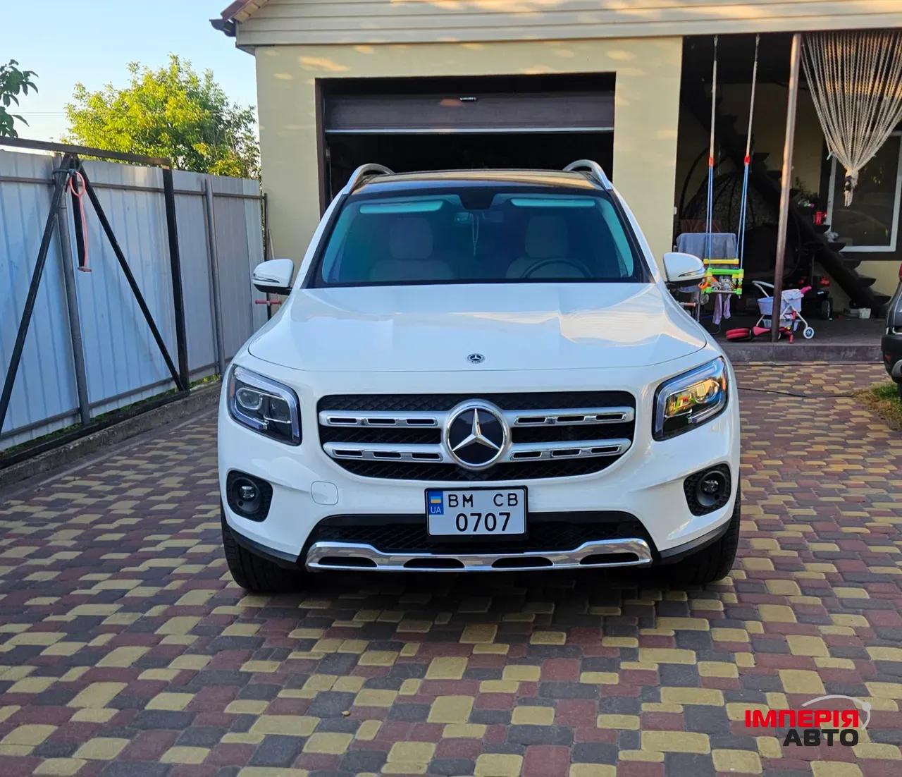 Mercedes-Benz GLB - фото 2