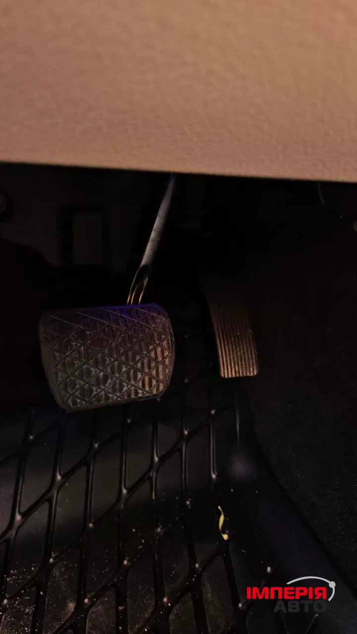 Mercedes-Benz GLB - фото 39