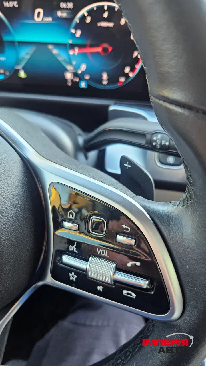 Mercedes-Benz GLB - фото 57