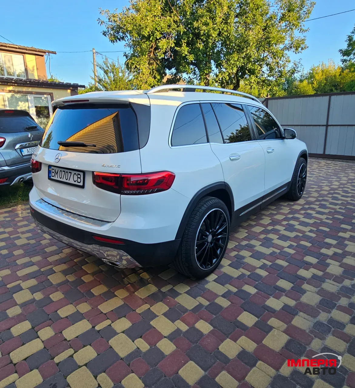 Mercedes-Benz GLB - фото 6