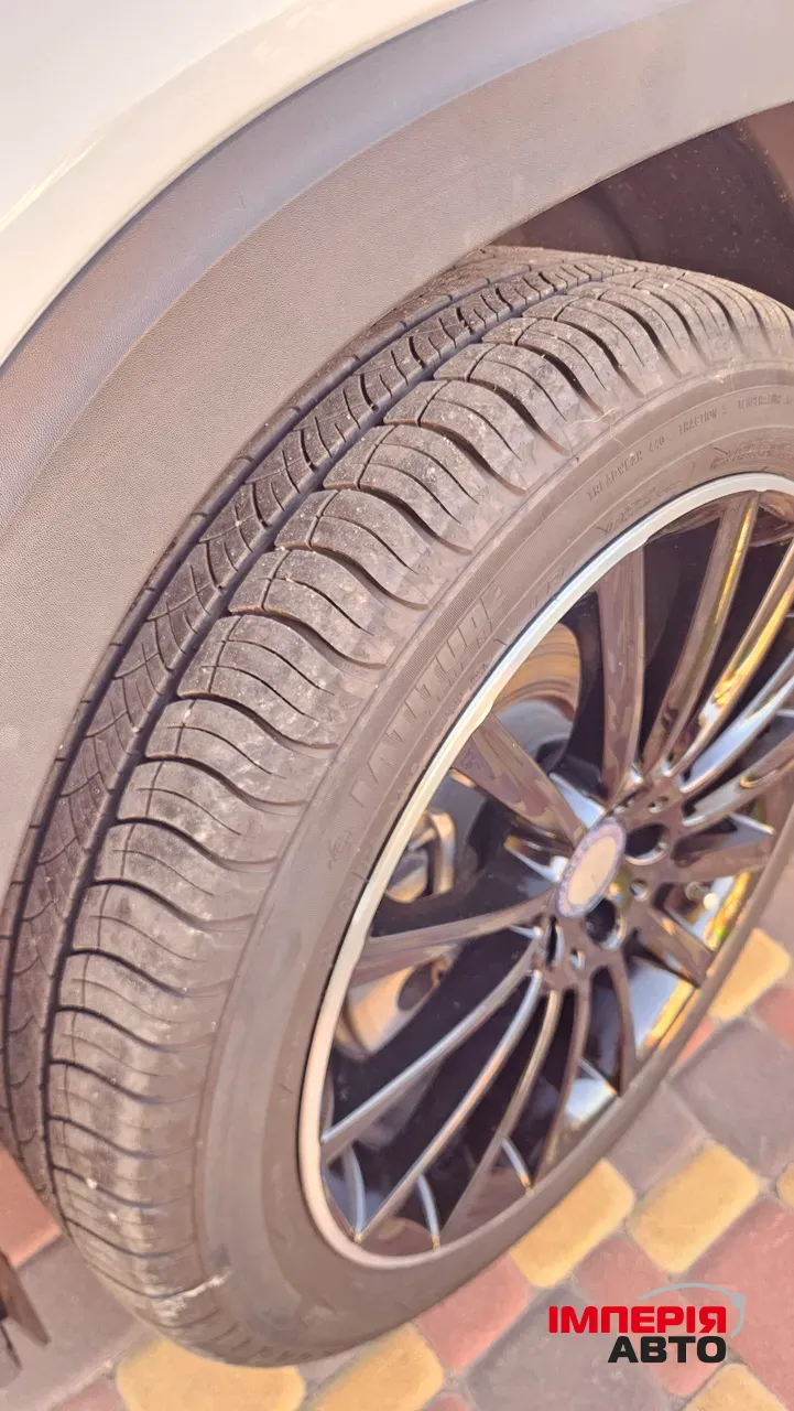 Mercedes-Benz GLB - фото 12