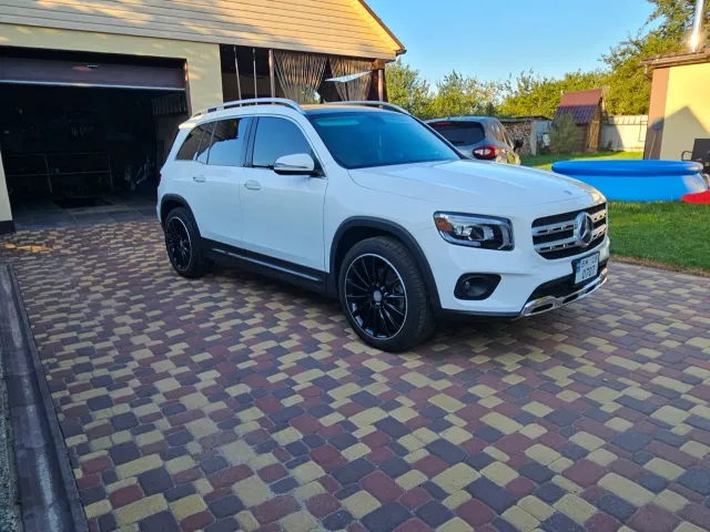 Mercedes-Benz GLB - фото 3