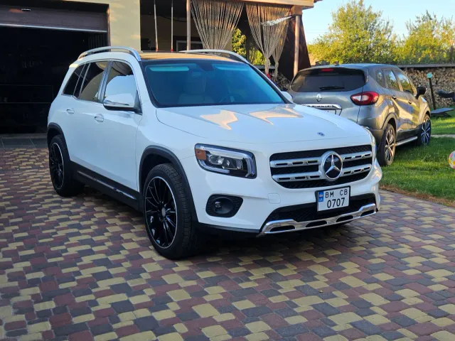Mercedes-Benz GLB - фото 4
