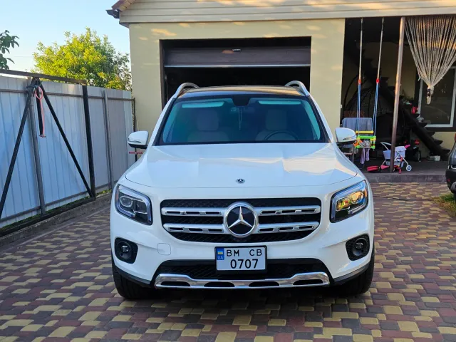 Mercedes-Benz GLB - фото 2