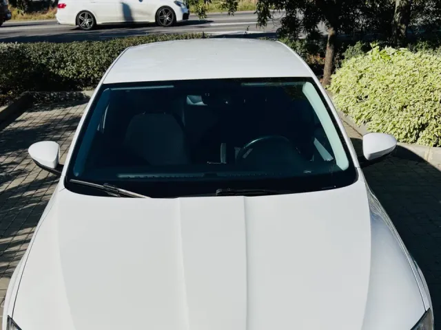 Skoda Octavia - фото 2