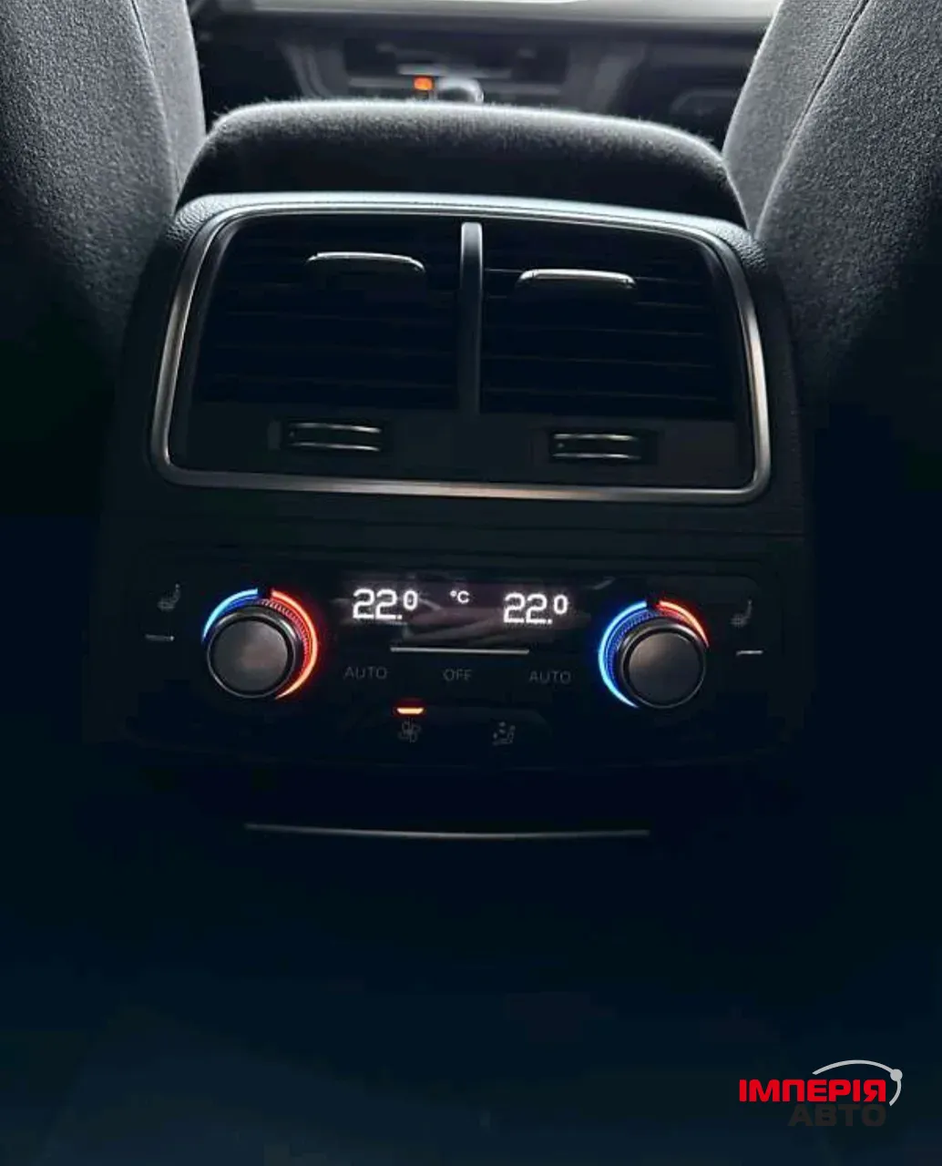 Audi A6 - фото 16