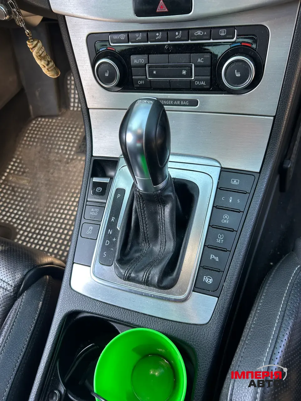 Volkswagen Passat CC - фото 4