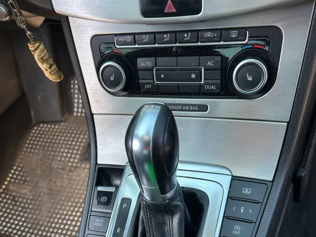 Volkswagen Passat CC - фото 4