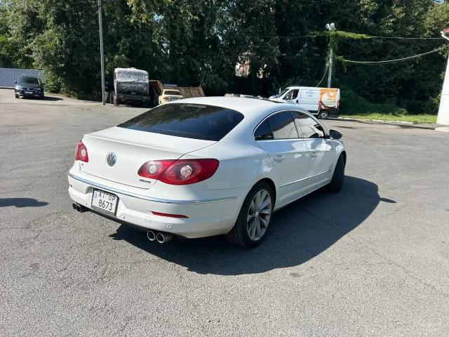 Volkswagen Passat CC - фото 1