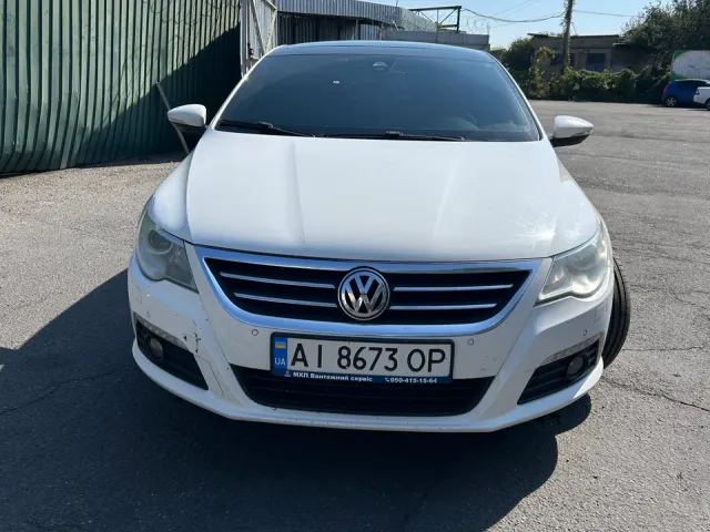 Volkswagen Passat CC - фото 2