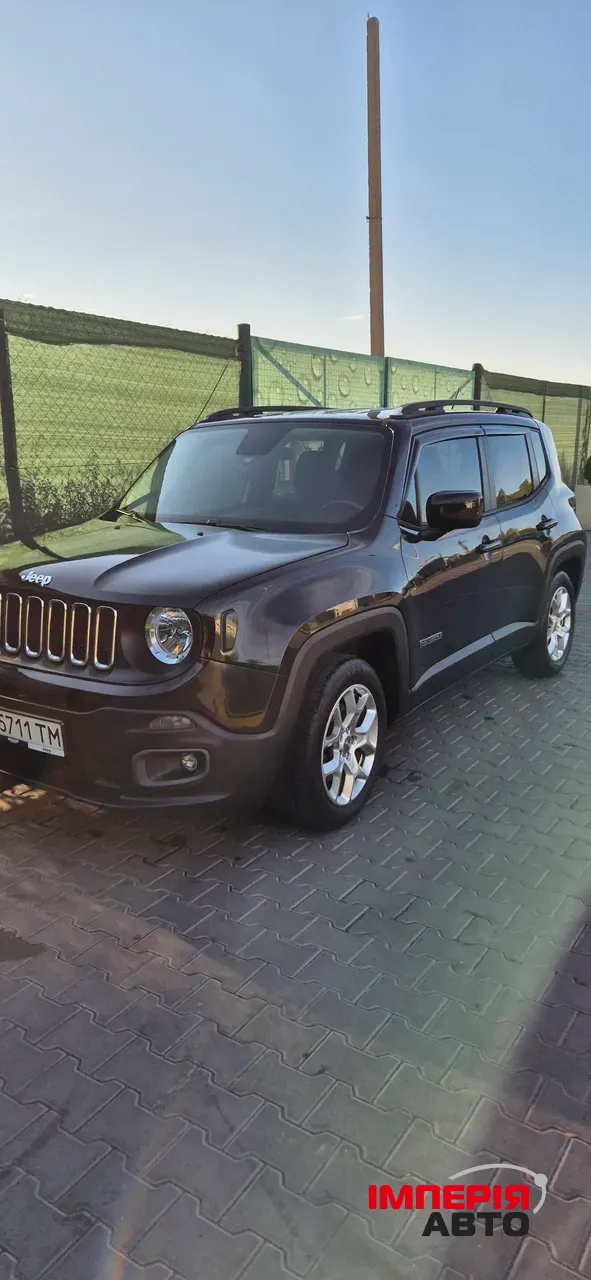 Jeep Renegade - фото 3