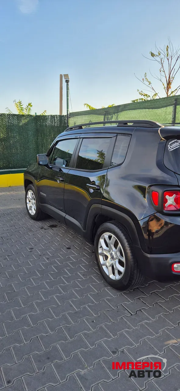 Jeep Renegade - фото 4