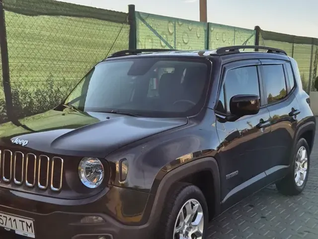 Jeep Renegade - фото 3