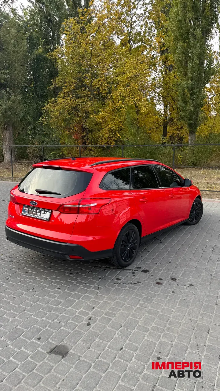 Ford Focus - фото 2