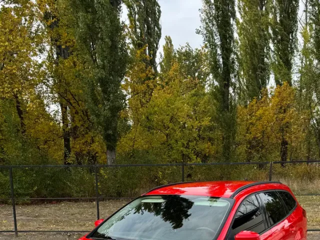 Ford Focus - фото 5