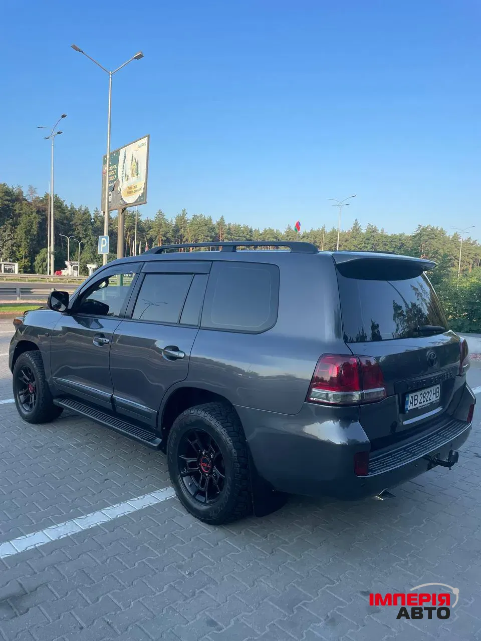 Toyota Land Cruiser - фото 3