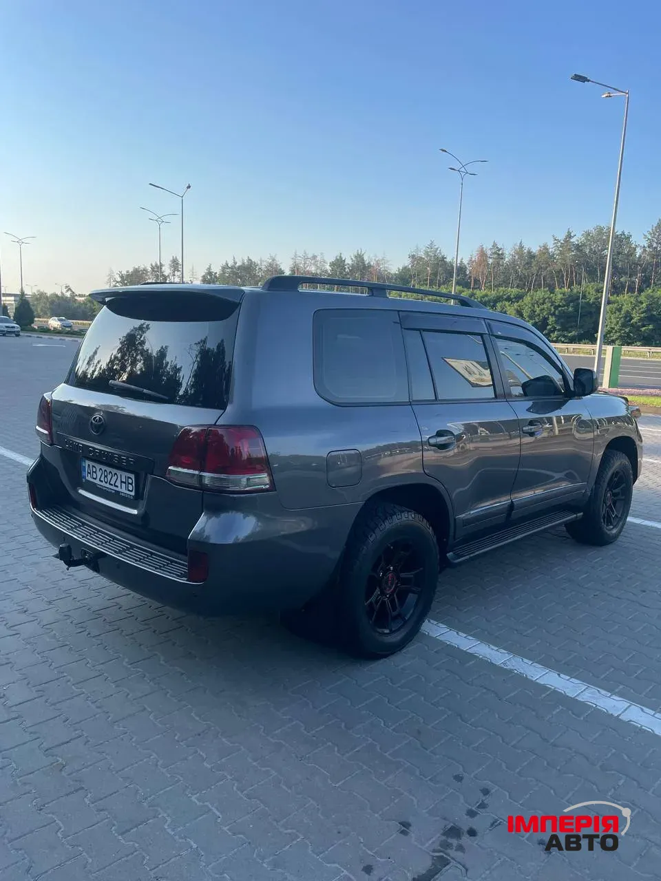 Toyota Land Cruiser - фото 2