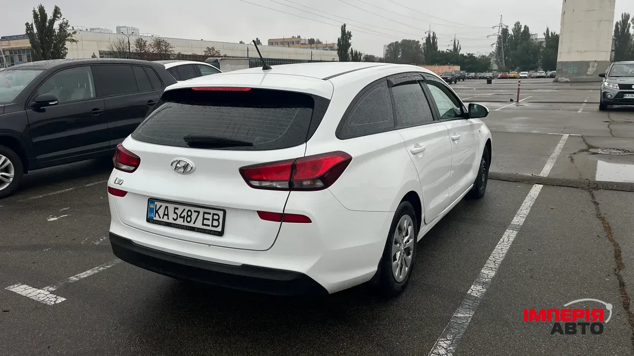 Hyundai i30 - фото 2
