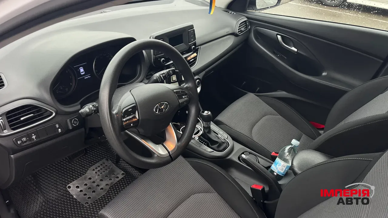 Hyundai i30 - фото 8