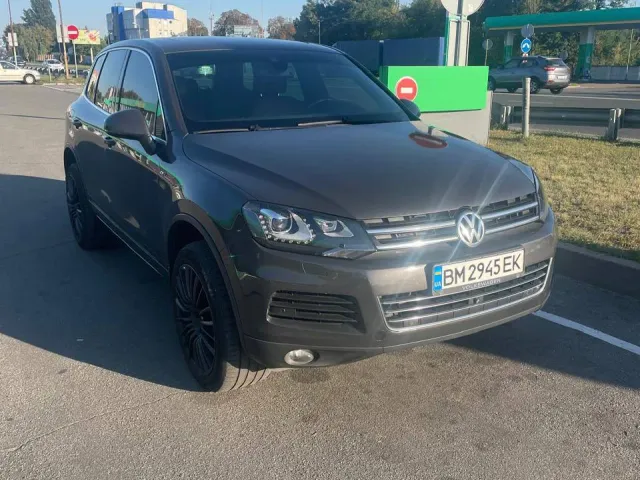 Volkswagen Touareg - фото 5