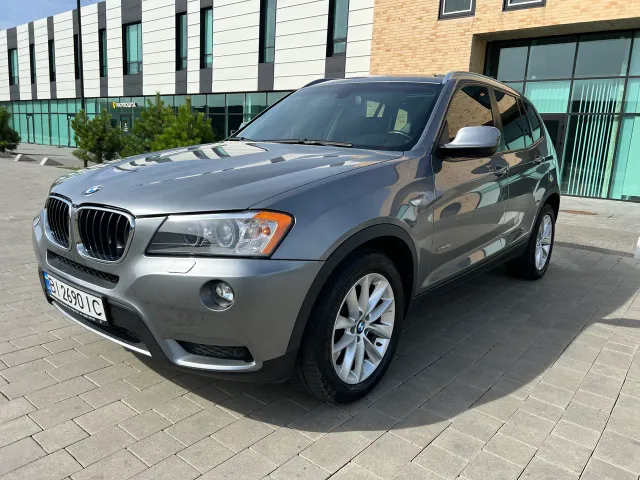 BMW X3 - фото 1