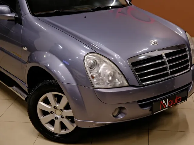 SsangYong Rexton - фото 3