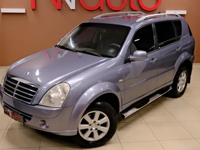 SsangYong Rexton - фото 2