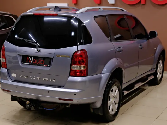 SsangYong Rexton - фото 5