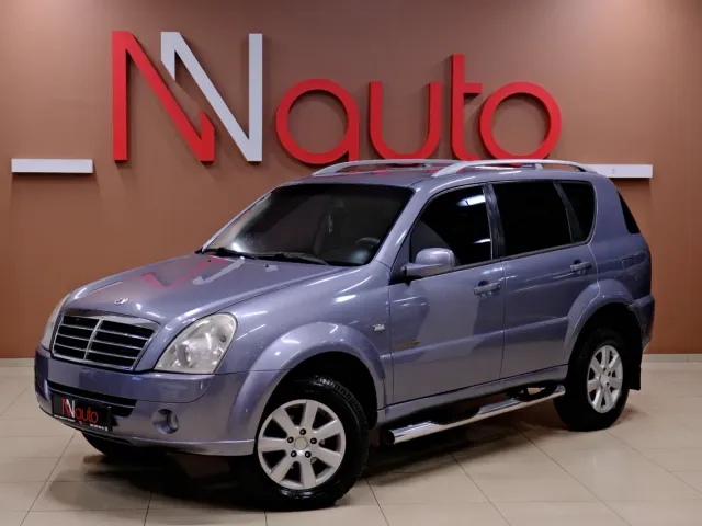 SsangYong Rexton - фото 1