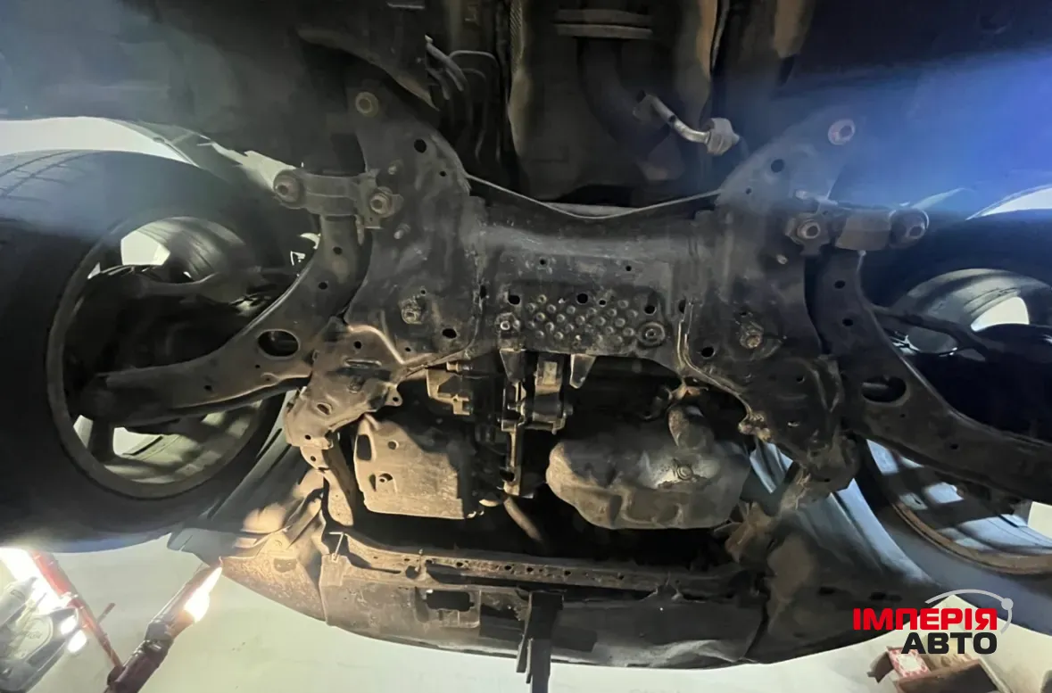 Mazda 6 - фото 12