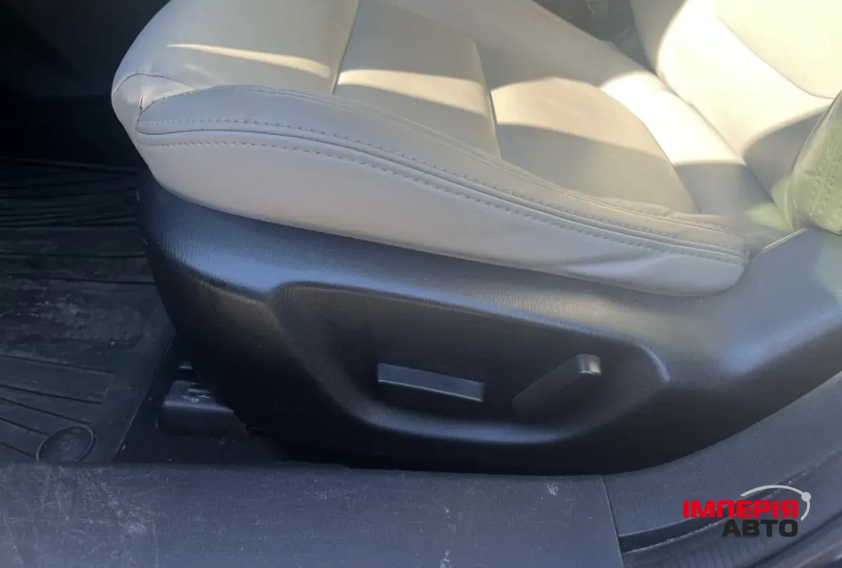 Mazda 6 - фото 9